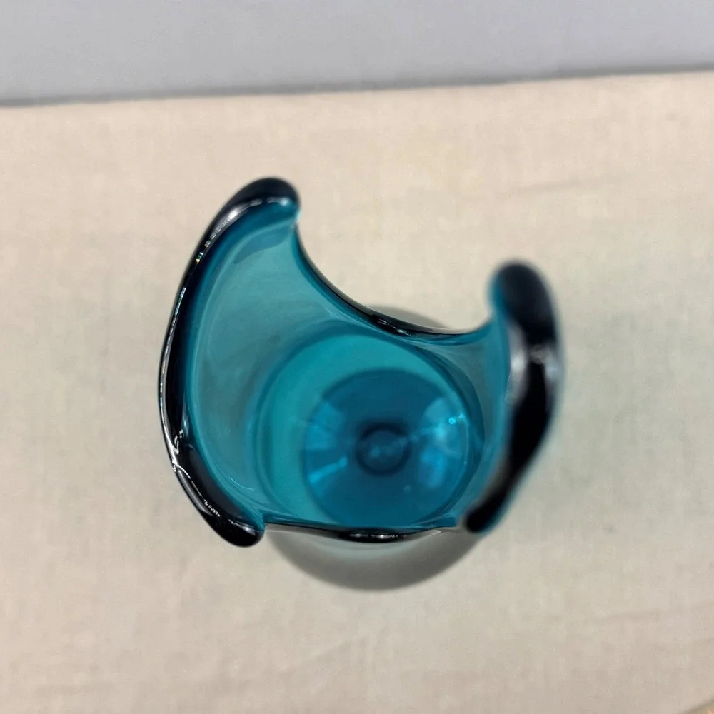 Vintage L.E. Smith Peacock Blue Simplicity Smoothie‎ Swung Vase 19
